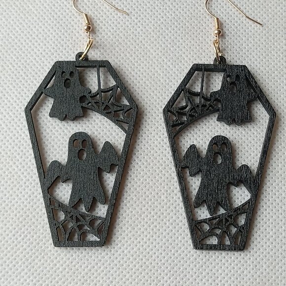 Spooky Halloween Casket Earrings, Fun Earrings, Funky Earrings, Unique Earrings - Picture 6 of 8